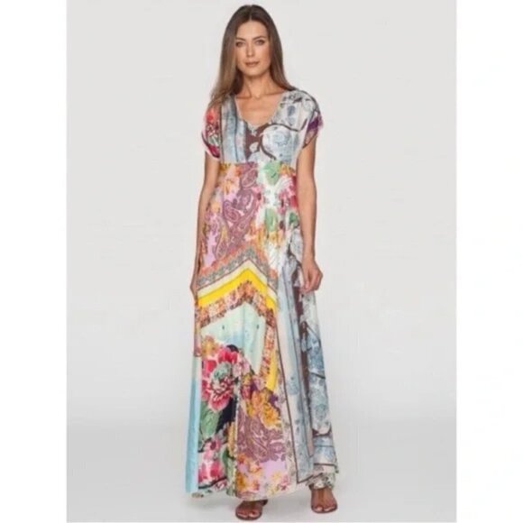 💕JOHNNY WAS💕 Tropic Georgette 100% Silk Maxi Dress ~ Patchwork Print 2X NWT - Picture 2 of 16